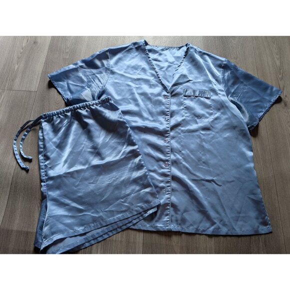 Valerie Stevens Womens Light Blue Satin Pajama Set Button-Up Top & Shorts - Picture 2 of 8